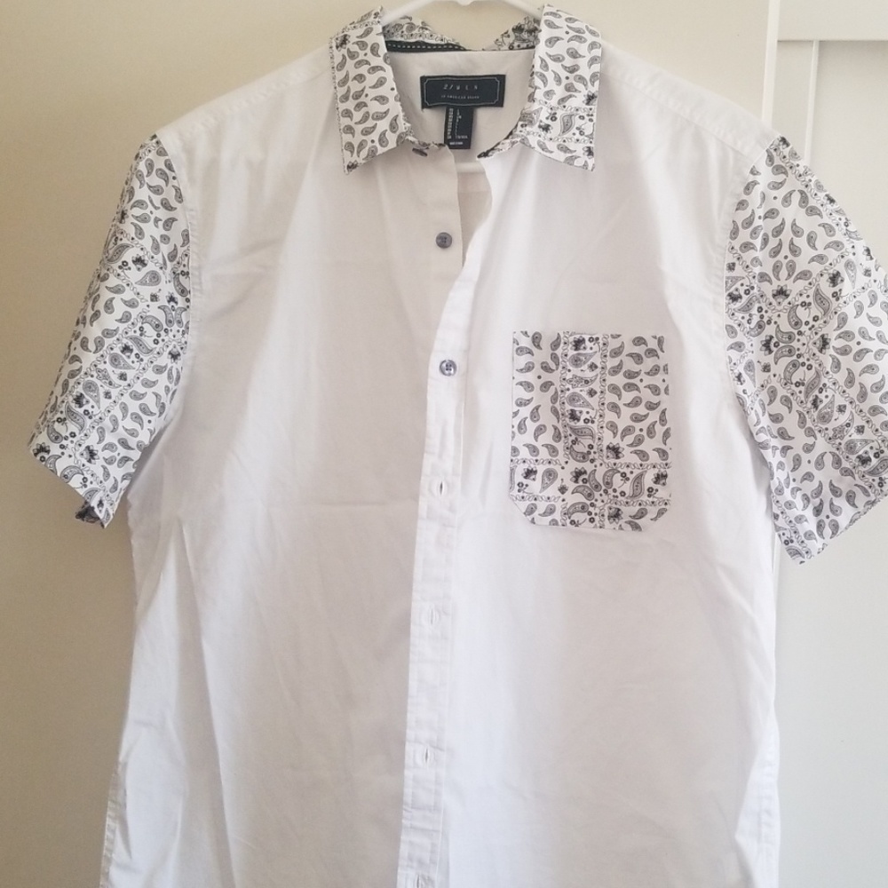 Forever 21 mens button up Bandana print